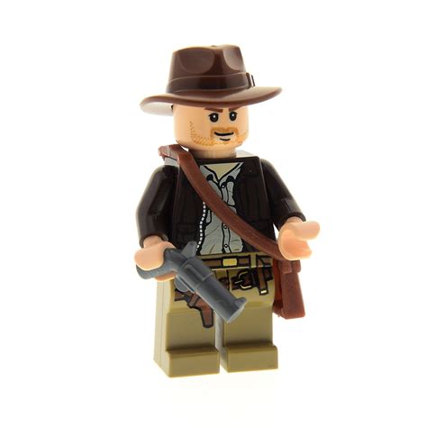 In guard hut was a member of the us military police stationed at hangar 51 in 1957. 1 x Lego System Figur Indiana Jones Torso dunkel braun mit ...