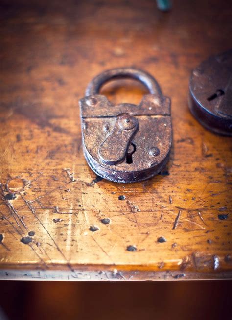 Pin By Claire Jacobs On Beautiful Odd And Amusing Old Keys Vintage Keys Key To My Heart