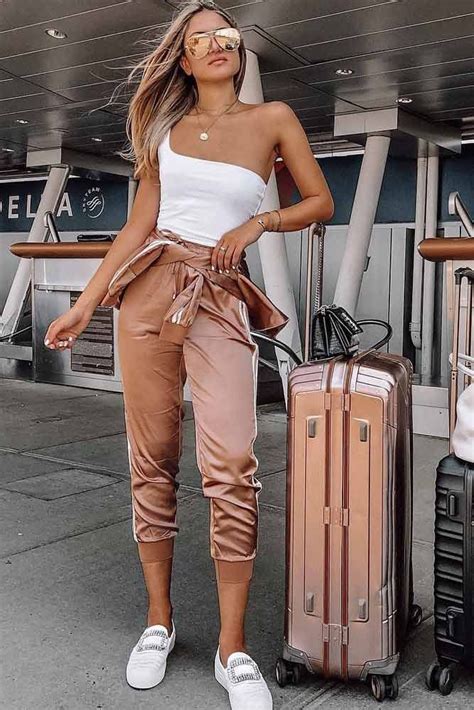 Rose Gold Sport Suit Travel Outfit Rosegold Pants If You Want To Travel In Style These