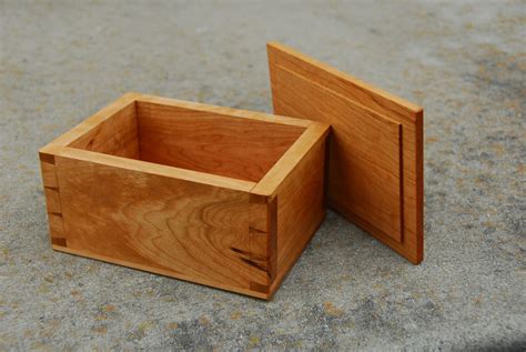 Woodworking Project Small Box With Dovetail Joinery Daiku Bobs Weblog