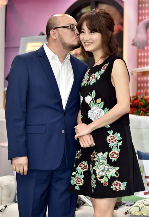 Creative agency for your design needs. 趙小僑正式升格「劉太太」! 曬配偶欄甜喊：會永遠幸福 - 自由娛樂