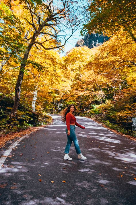 Seeing The Stunning Fall Foliage At Smugglers Notch Fall Drive In Vermont Come Join My Journey