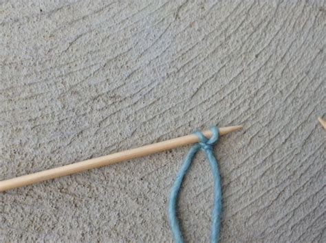 Instead of turning and knitting back the other direction, slide all four stitches to other opposite end of the needle and knit into the first stitch that you cast on. Single Knitting Needle with Yarn Cast On | Cable cast on ...
