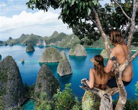 5 Destinasi Wisata Raja Ampat Yang Dianggap Surganya Indonesia ~ Fakta Unik