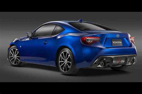 2016 Scion Fr S Vs 2017 Toyota 86 Whats The Difference Autotrader