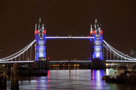 Pin De Debby Lindeman En Tower Bridge And Tower Of Londonlondon Eye