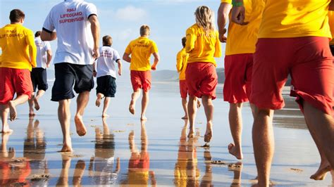 Requirements and training – RNLI lifeguards