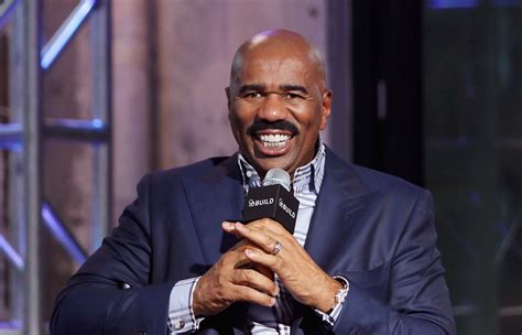 Steve Harvey Replaces His Signature Mustache With A Dashing Gray Beard