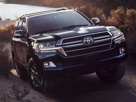 2020 Toyota Land Cruiser Deals Prices Incentives And Leases Overview