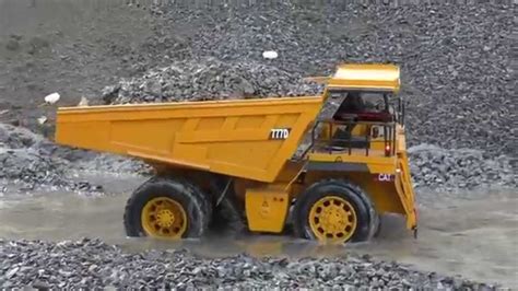 Cat 777d Big Mining Dump Truck In Action Best Machines Youtube