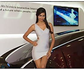 A Closer Look At The Sexiest Babes Of International Motorshows