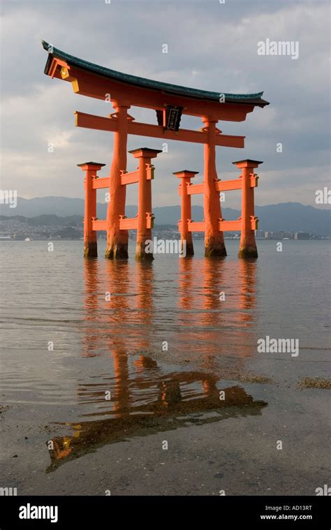 Torii Gate Miyajima Itsuku Shima Hiroshima Honshu Japan Stock Photo Alamy