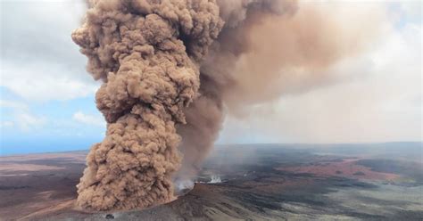 Lava And Strong Earthquakes Force Mandatory Evacuations On Hawaiis Big Island