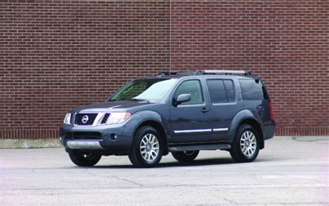 2012 Nissan Pathfinder 4wd 4dr Le Specifications The Car Guide