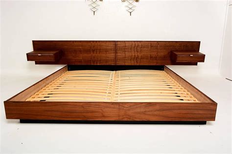 Free shipping for many items! King-Size Platform Bed Pablex at 1stdibs