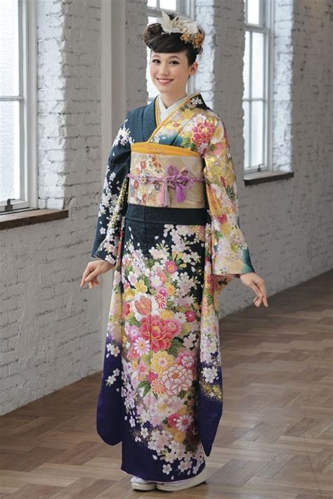 56648 12 3 4 5 6 7 8 9 10. 古典柄振袖 緑色/紫色 商品画像1 | 伝統的な服, 日本の ...