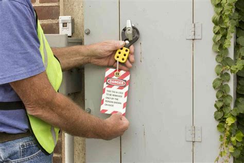 Lockout Tagout Procedures For Preventing Workplace Injuries