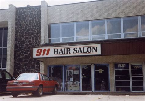 25 Clever Hair Salon Names That Will Make You Laugh