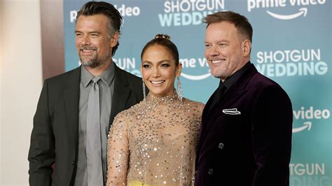 Jennifer Lopez Josh Duhamel On ‘shotgun Wedding Jennifer Coolidge