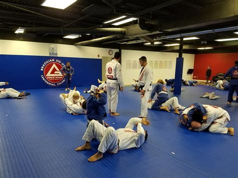 Training Fundamentals At Gracie Barra Centennial Jiu Jitsu Gracie