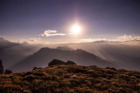 Горы на восходе солнца 91 фото