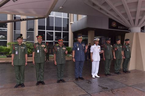Lawatan Rasmi Pemerintah Angkatan Bersenjata Diraja Brunei