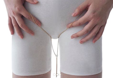 Thigh Gap Jewelry Is Here And Its Not What You Would Expect