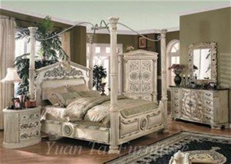 roman column  post bed bedroom set   home pinterest