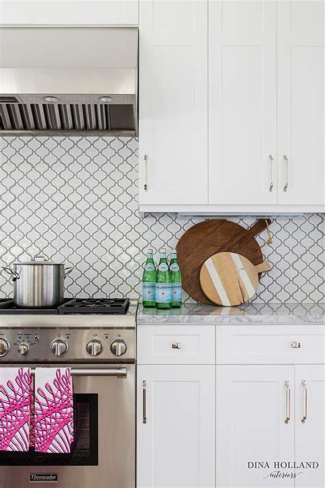 White Kitchen Backsplash In Merola Tiles Arabesque Glossy White