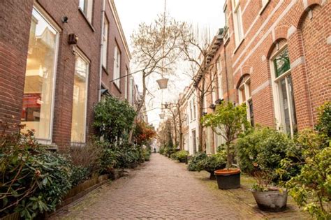 Wandeling Door Haarlem Wandelroute Langs Hofjes En Hotspots Artofit