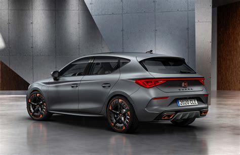 CUPRA: Hot Leon Hatch and Estate revealed at Martorell | Leasing Options