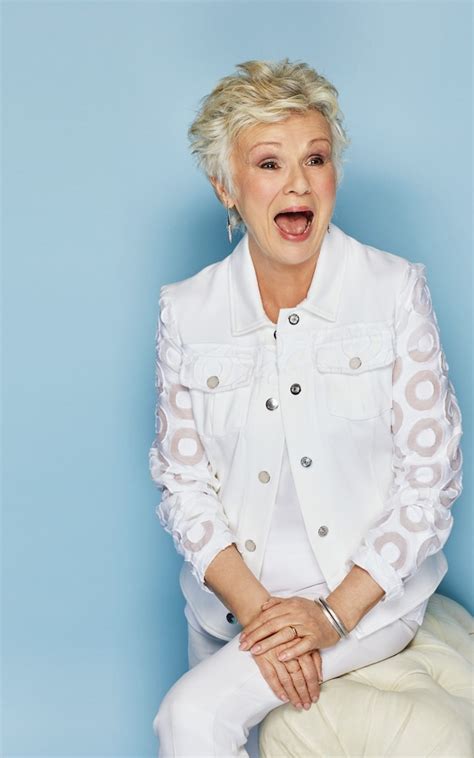 Dame Julie Walters Pay Women The Same For Doing The Same Bloody Job