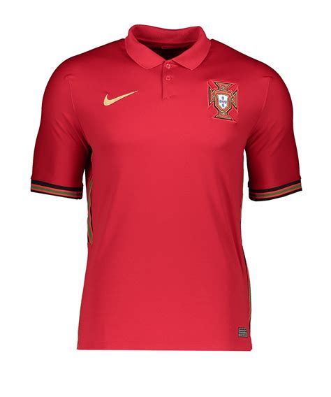 Wir haben für sich die wichtigsten und besten produkte in dieser kategorie aufgelistet und in eine entsprechende reihenfolge gebracht. Nike Portugal Trikot Home EM 2021 F687 | Replicas ...