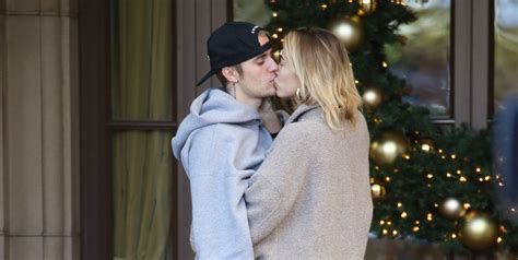 justin bieber kisses hailey baldwin in new pic hailey