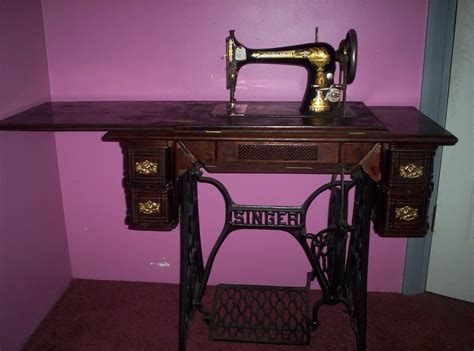 antique singer sewing machine collectors weekly