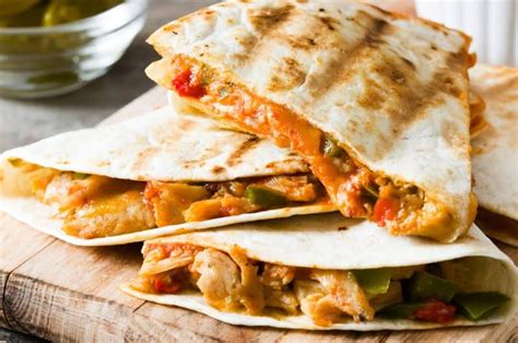 In a small bowl, blend together all ingredients thoroughly. Taco Bell Quesadilla & Sauce Recipe (CopyCat) » Recipefairy