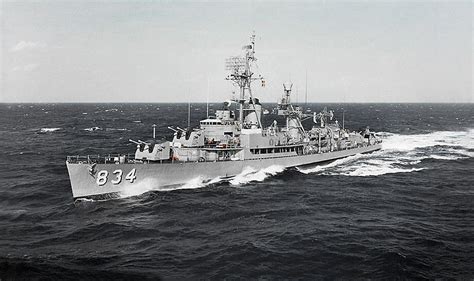 Uss Turner Ddr 834 Is Seen While Underway At Sea As Config Flickr