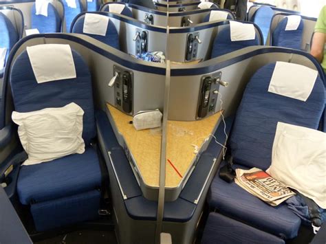 Airbus A330 Business Class Seats Seatguru Delta Brandma