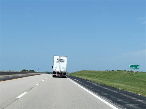 Kansas Interstate 335 Northbound Cross Country Roads