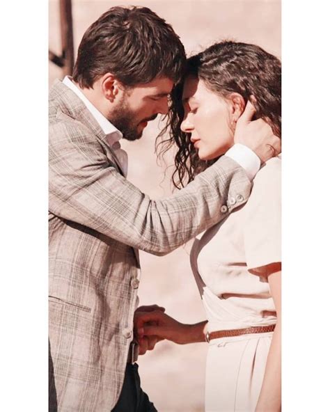 Instagram Post By Hercai Shqip • Jul 9 2020 At 7 48pm Utc Cute Couple Videos Romantic Photos