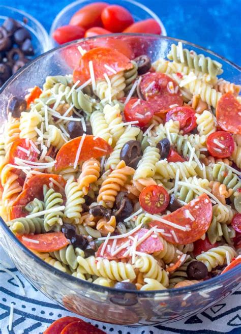 How to make a salad with tomatoes and broccoli? Italian Pasta Salad {The Perfect Springtime Pasta Salad ...