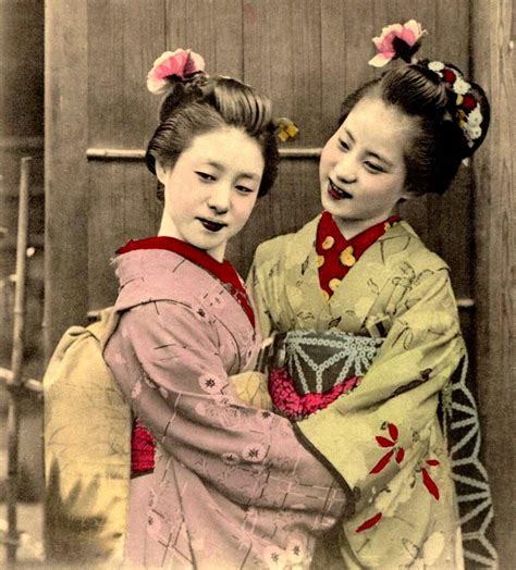 retro geishas japanese geisha japanese beauty japanese girl vintage japanese asian beauty