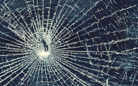 Free Download Cracked Screen Wallpaper Hd 2560x1600 For Your Desktop