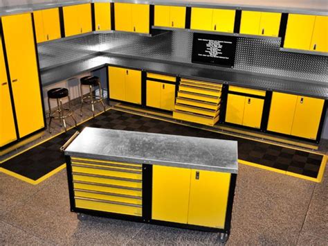 Pin by Mark Gepner on Tool box | Garage design, Garage workshop