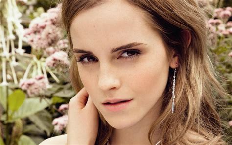 Emma Watson Portrait Women Auburn Hair Actress Celebrity Looking