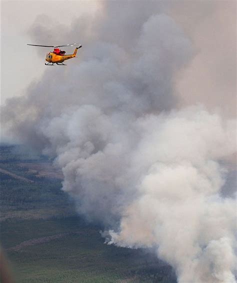 Canadian Wildfires Grow Tenfold Rescuers Pray For Rain