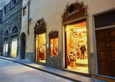 19 Best Shops And Markets In Florence