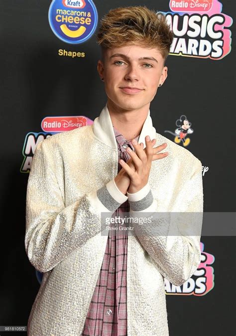 Hrvy Arrives At The 2018 Radio Disney Music Awards At Loews Hollywood