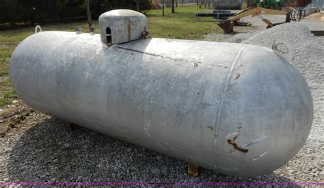 Trinity 500 Gallon Propane Tank In Williamsburg Ks Item Bc9520 Sold Purple Wave