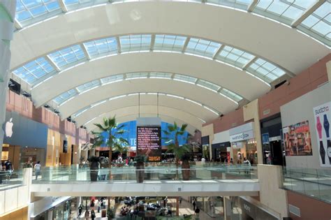 10 Best Shopping Malls In Los Angeles Where To Shop Til You Drop In